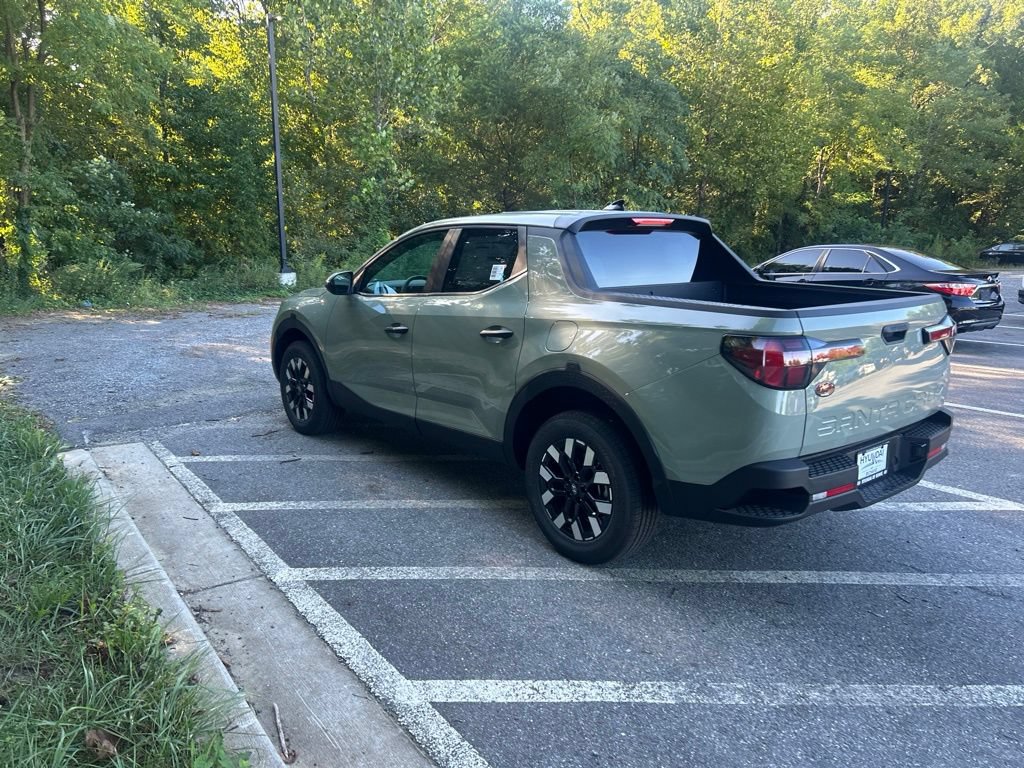 New 2027 Hyundai Santa Cruz SE AWD/4WD image 4