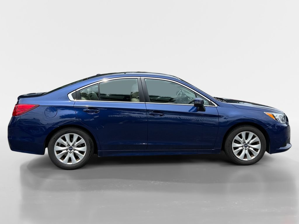 Used 2015 Subaru Legacy 2.5i Premium AWD/4WD image 3