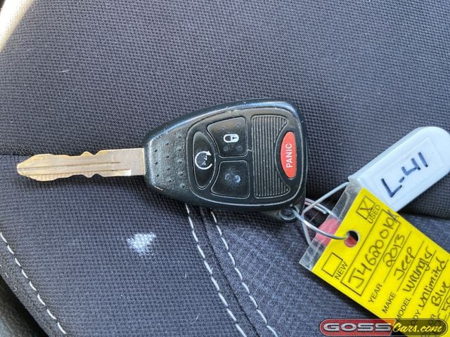 Used 2013 Jeep Wrangler Unlimited Sahara w/ Connectivity Group AWD/4WD image 29