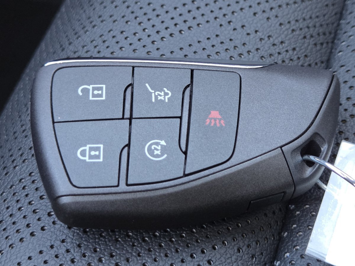 New 2027 Chevrolet Equinox RS AWD/4WD image 42