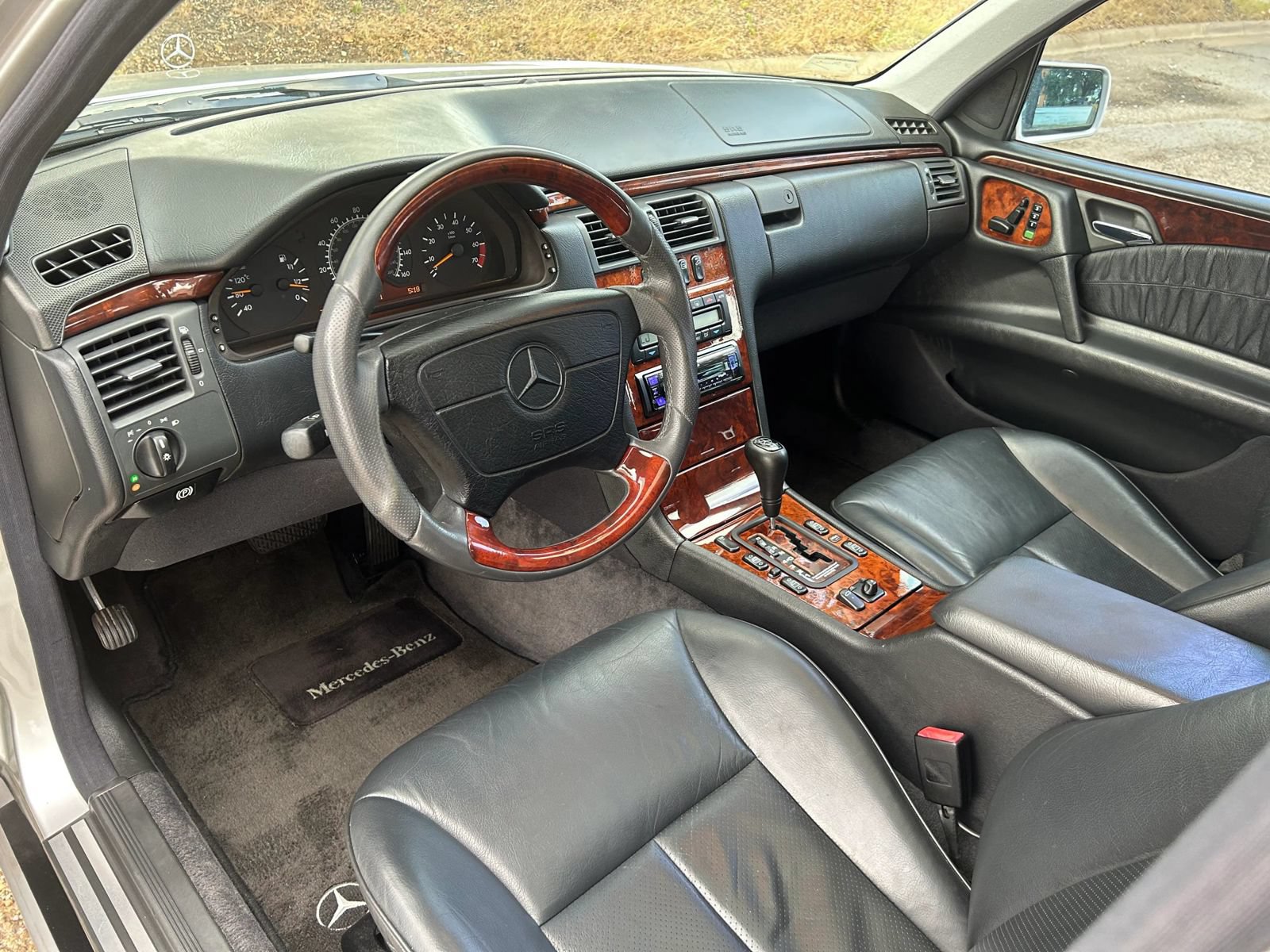Used 1999 Mercedes-Benz E 430 Sedan image 24