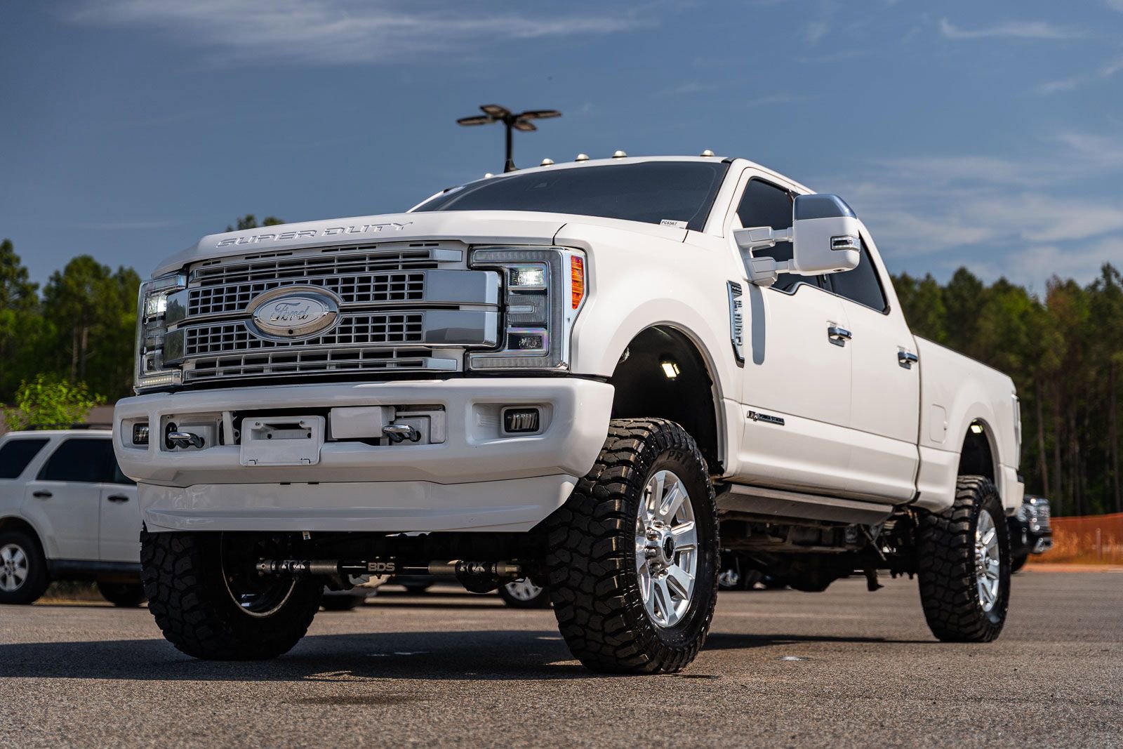 Used 2019 Ford F250 Platinum w/ Platinum Ultimate Package AWD/4WD image 3