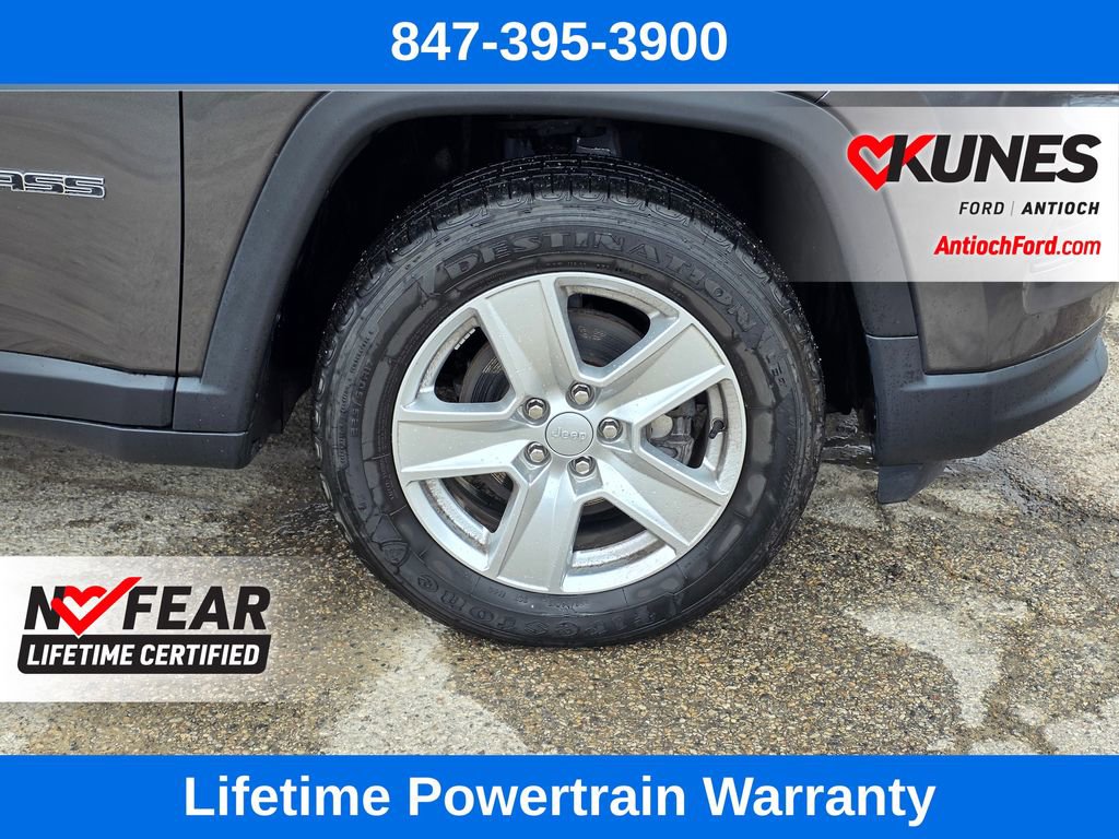 Used 2022 Jeep Compass Latitude w/ Convenience Group AWD/4WD image 9