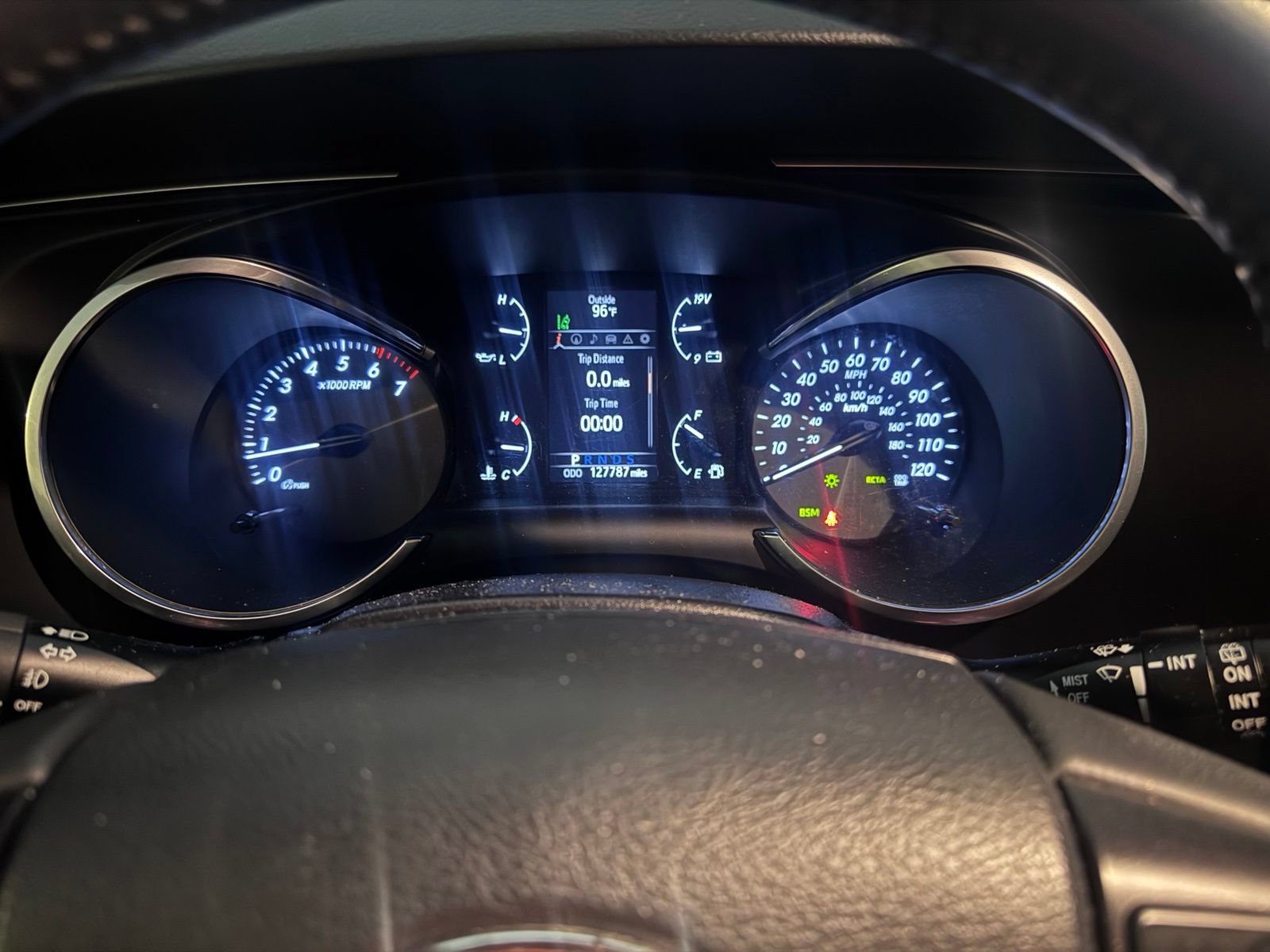 Used 2018 Toyota Sequoia Limited w/ Safety & Convenience Package RWD image 5
