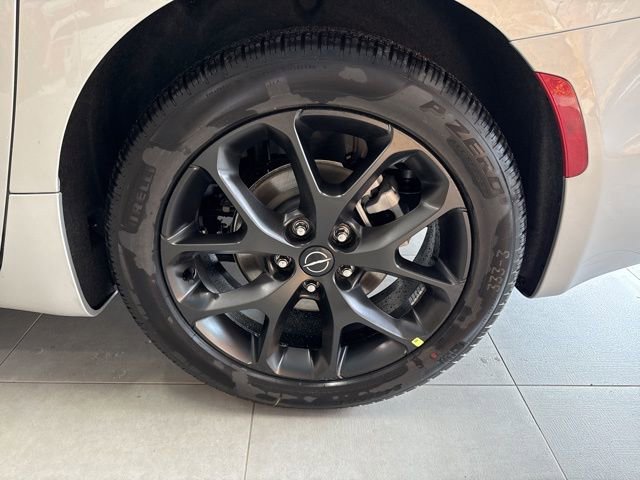 New 2026 Chrysler Pacifica Select image 12