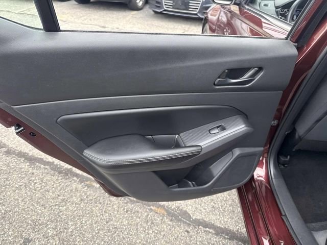 Used 2024 Nissan Altima 2.5 SV image 18