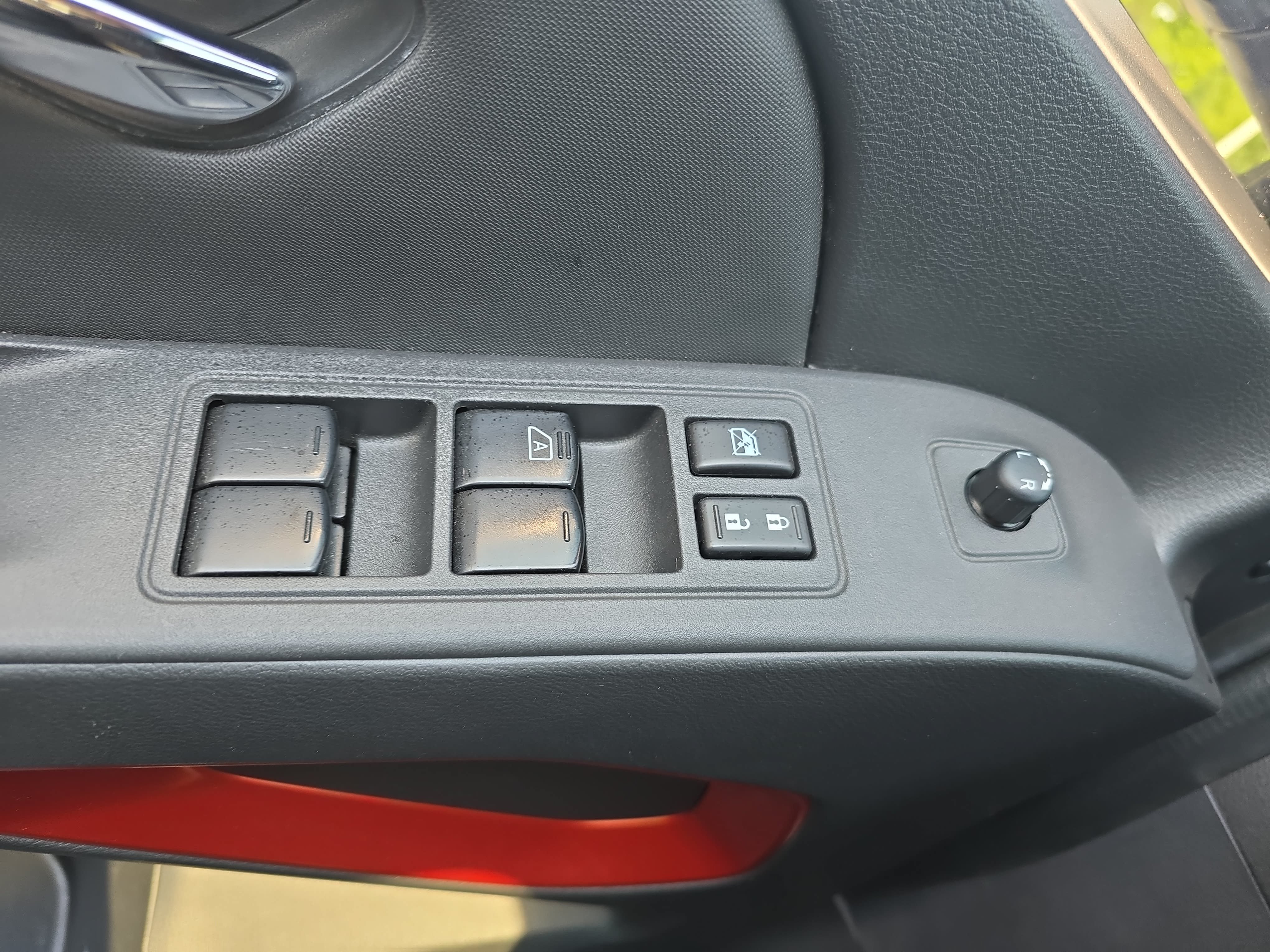 Used 2023 Nissan Frontier PRO-4X w/ Pro-4X Premium Package AWD/4WD image 28