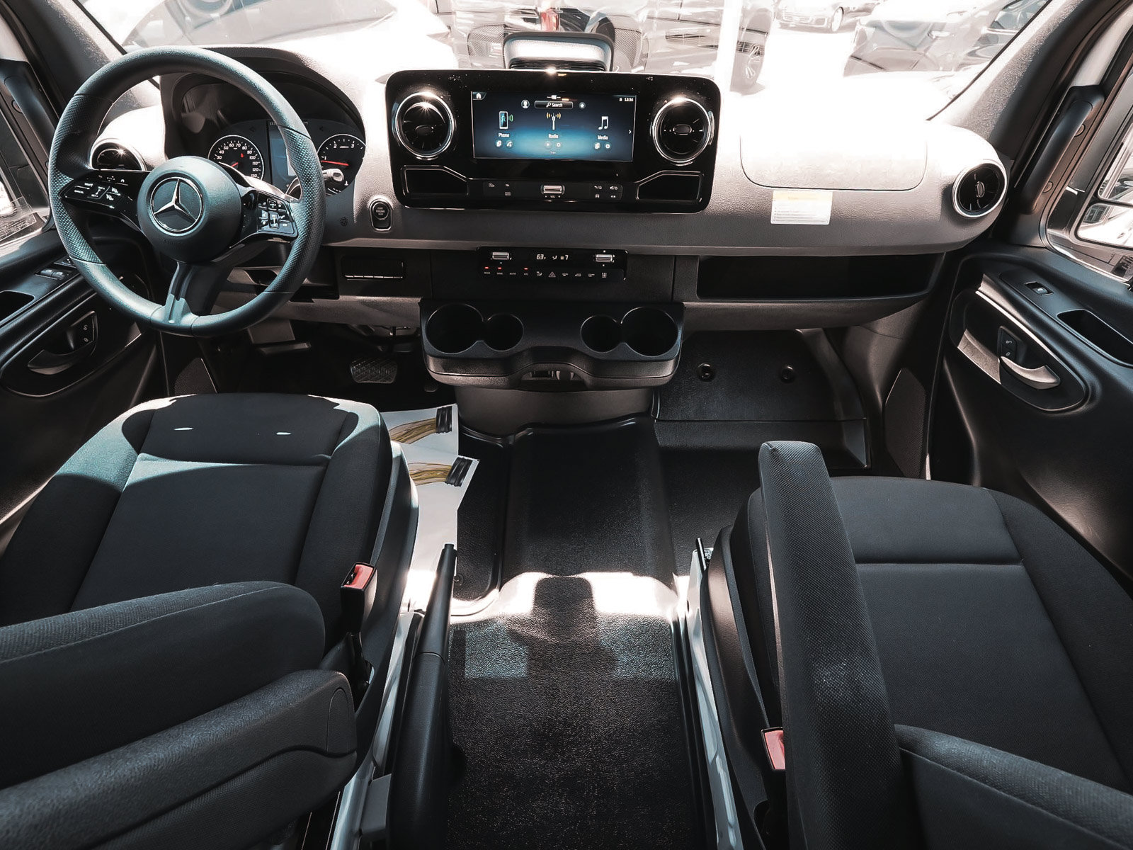 Used 2026 Mercedes-Benz Sprinter 2500 image 31