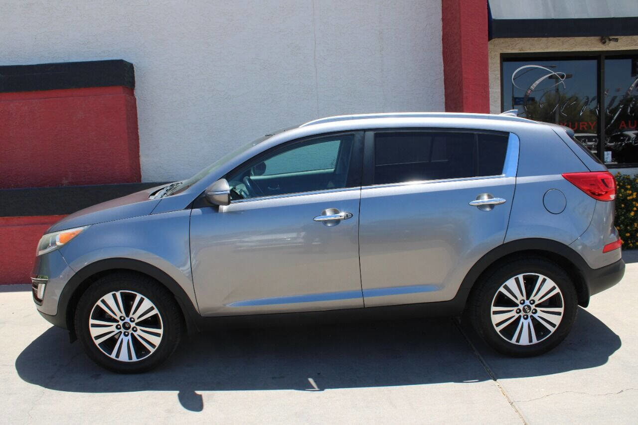 Used 2015 Kia Sportage EX image 2