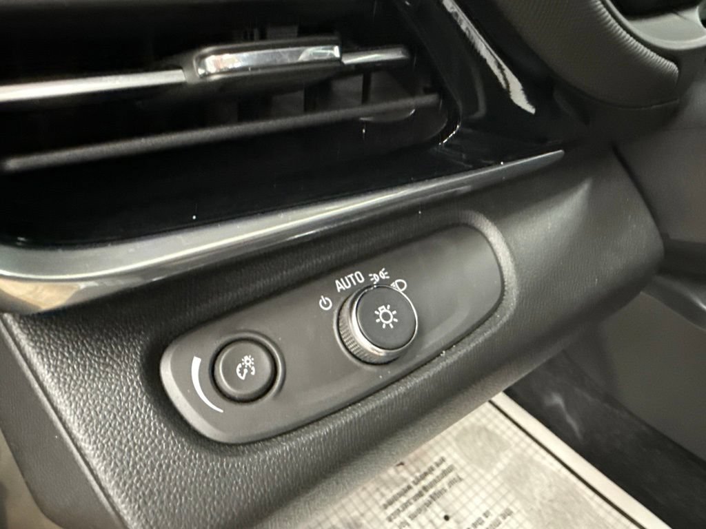 Used 2024 Buick Envista Avenir FWD image 22
