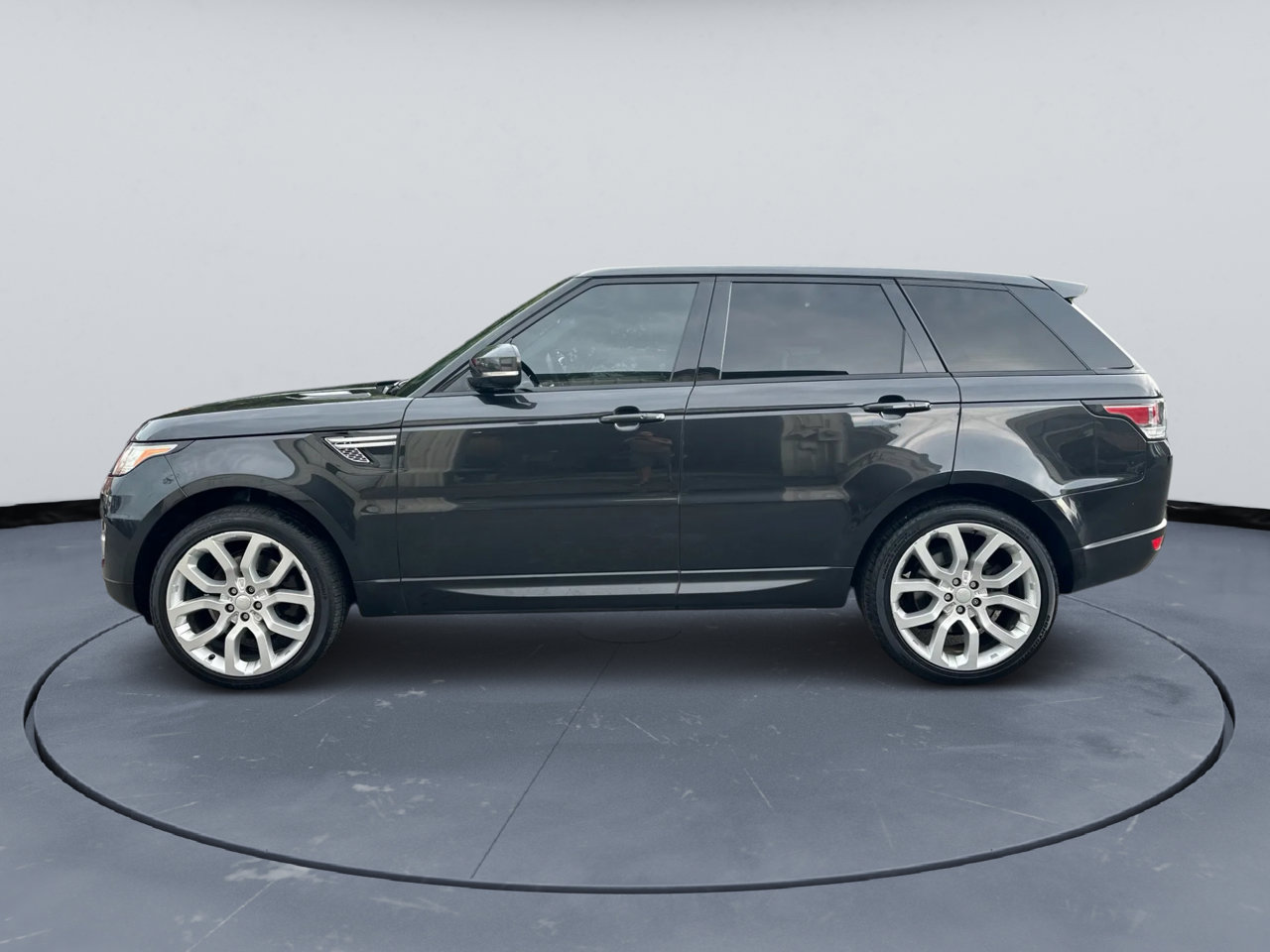 Used 2015 Land Rover Range Rover Sport HSE image 4