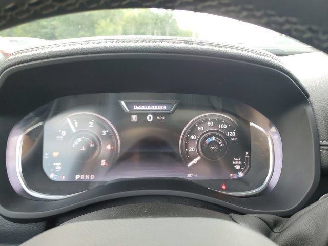 Used 2025 RAM 2500 Laramie AWD/4WD image 26