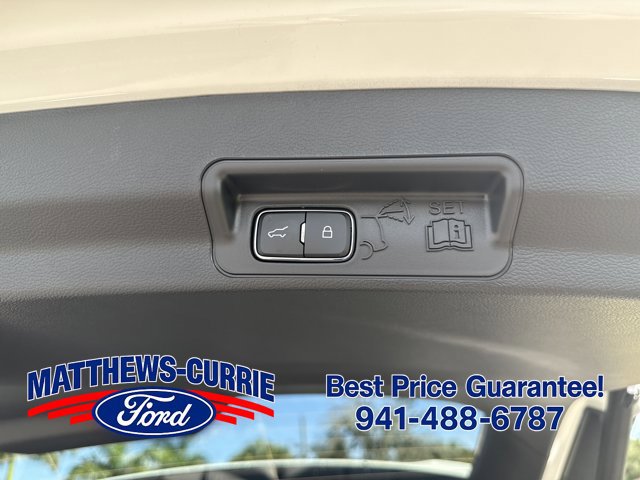 New 2027 Ford Explorer Active w/ Active Comfort Package RWD image 15