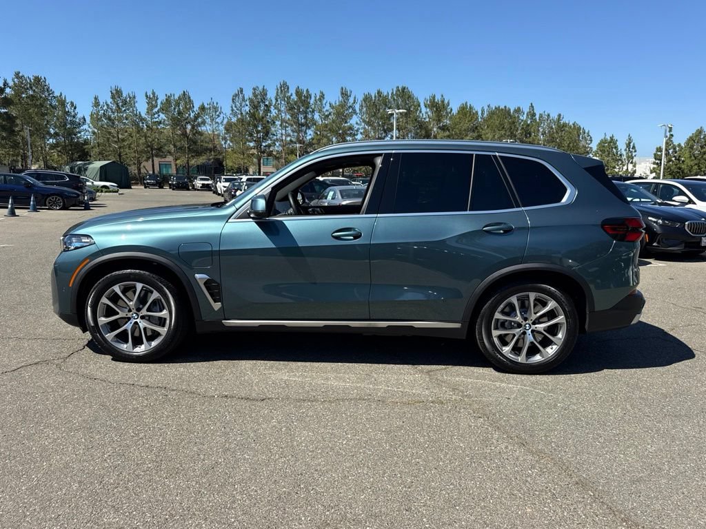 Used 2026 BMW X5 xDrive50e w/ Climate Comfort Package AWD/4WD image 13