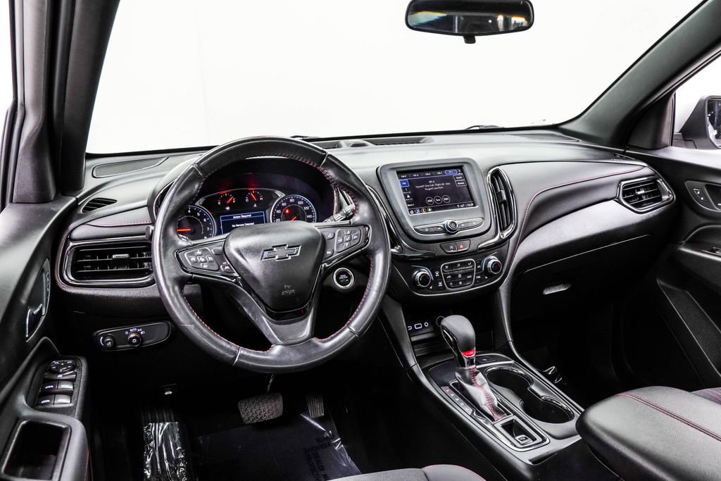 Used 2022 Chevrolet Equinox RS FWD image 5