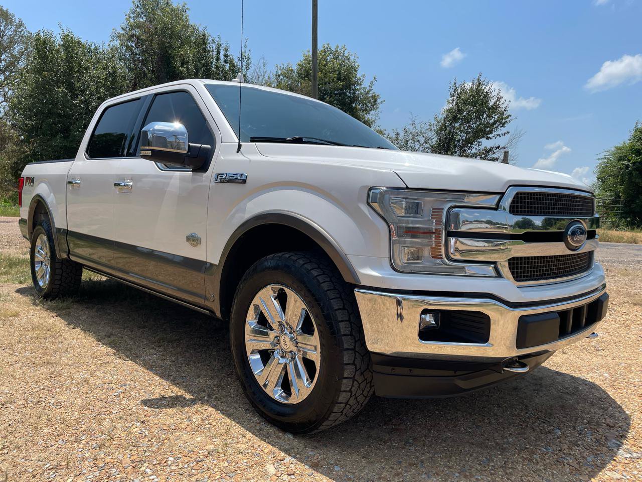 Used 2018 Ford F150 King Ranch w/ Equipment Group 601A Luxury AWD/4WD image 4