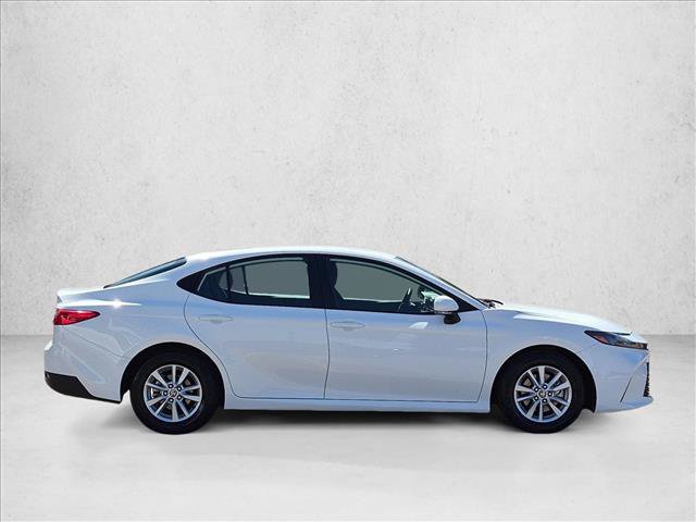 Used 2025 Toyota Camry LE FWD video 4