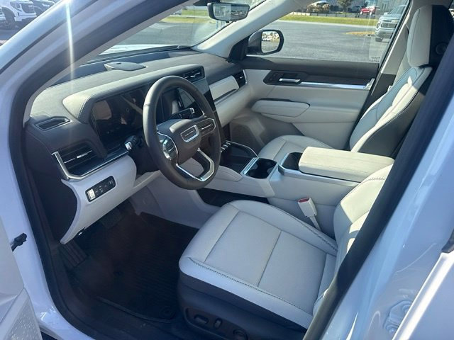 Used 2026 GMC Terrain Denali w/ LPO, Black Badging Package AWD/4WD image 11