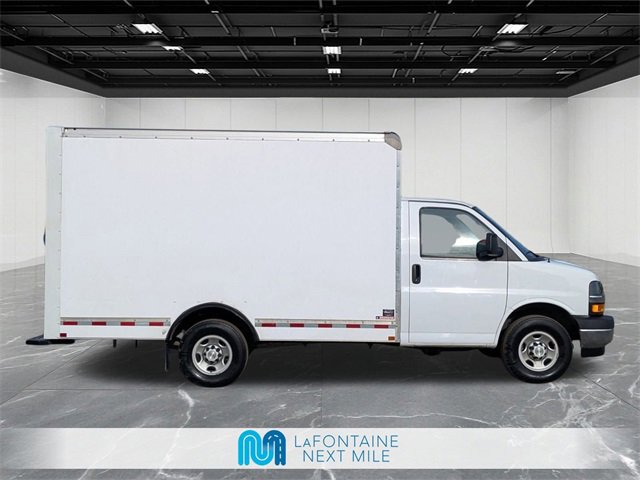 Used 2022 Chevrolet Express 3500 w/ Power Convenience Package image 6