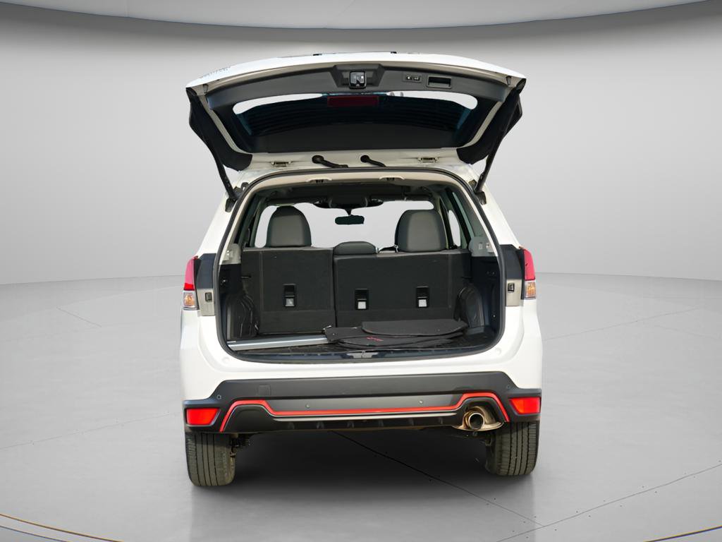 Used 2023 Subaru Forester Sport image 11