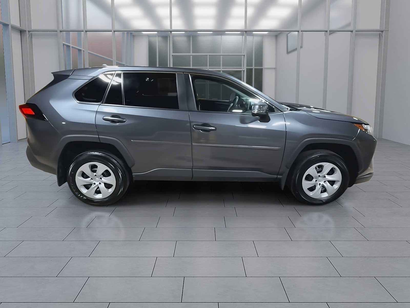 Used 2024 Toyota RAV4 LE AWD/4WD image 9