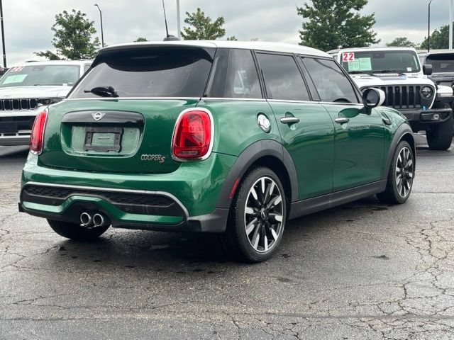 Used 2022 MINI Cooper S w/ Signature Upholstery Package FWD image 13