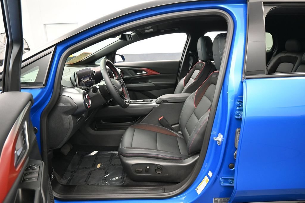 Used 2026 Chevrolet Equinox EV RS FWD image 11