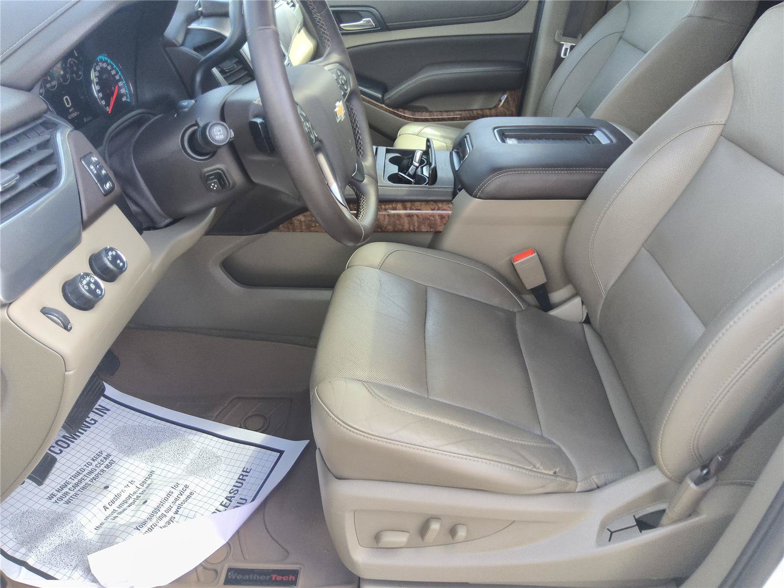 Used 2017 Chevrolet Suburban Premier AWD/4WD image 18