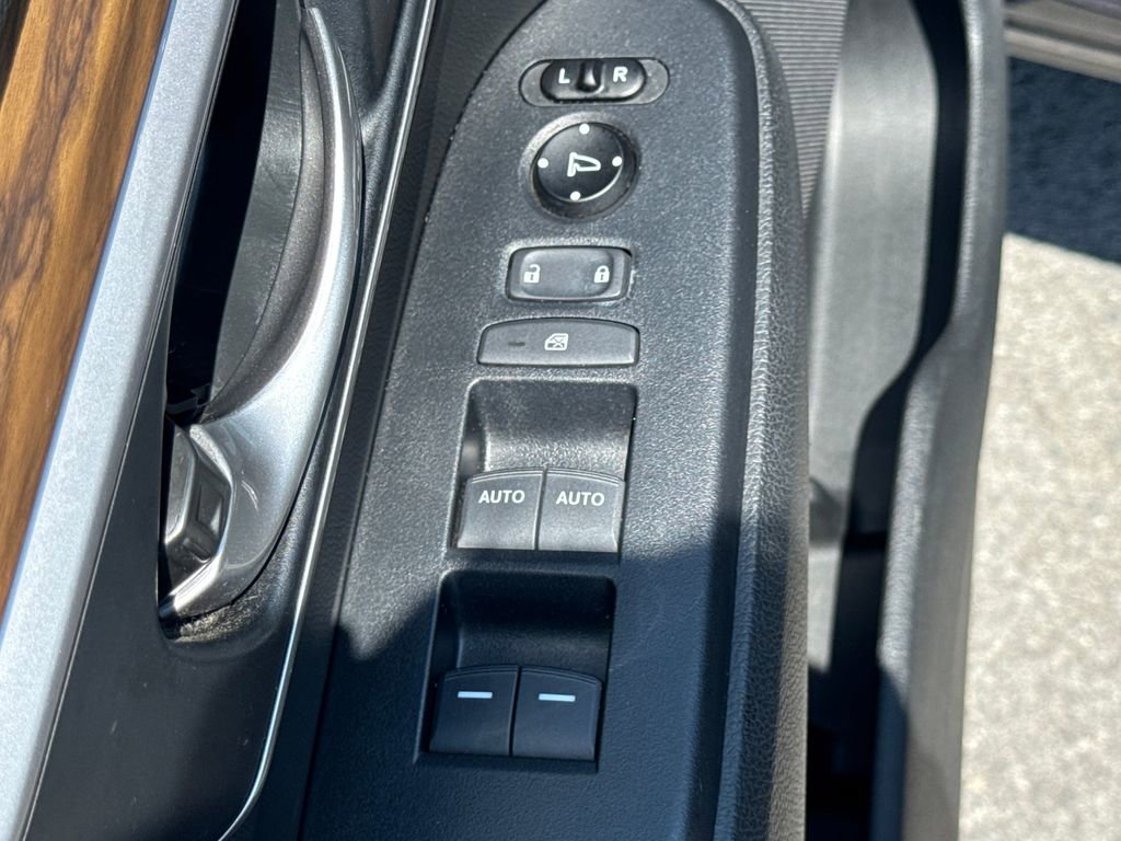 Used 2020 Honda CR-V Touring image 42