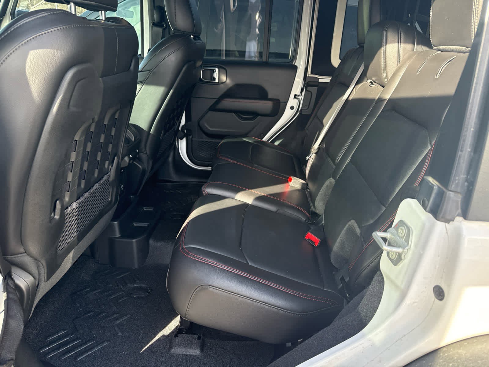 Used 2023 Jeep Wrangler Unlimited Rubicon w/ Xtreme 35 Tire Package image 7