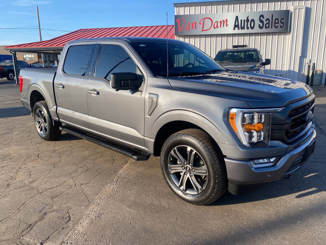 Used 2023 Ford F150 XLT w/ Equipment Group 302A High AWD/4WD image 4