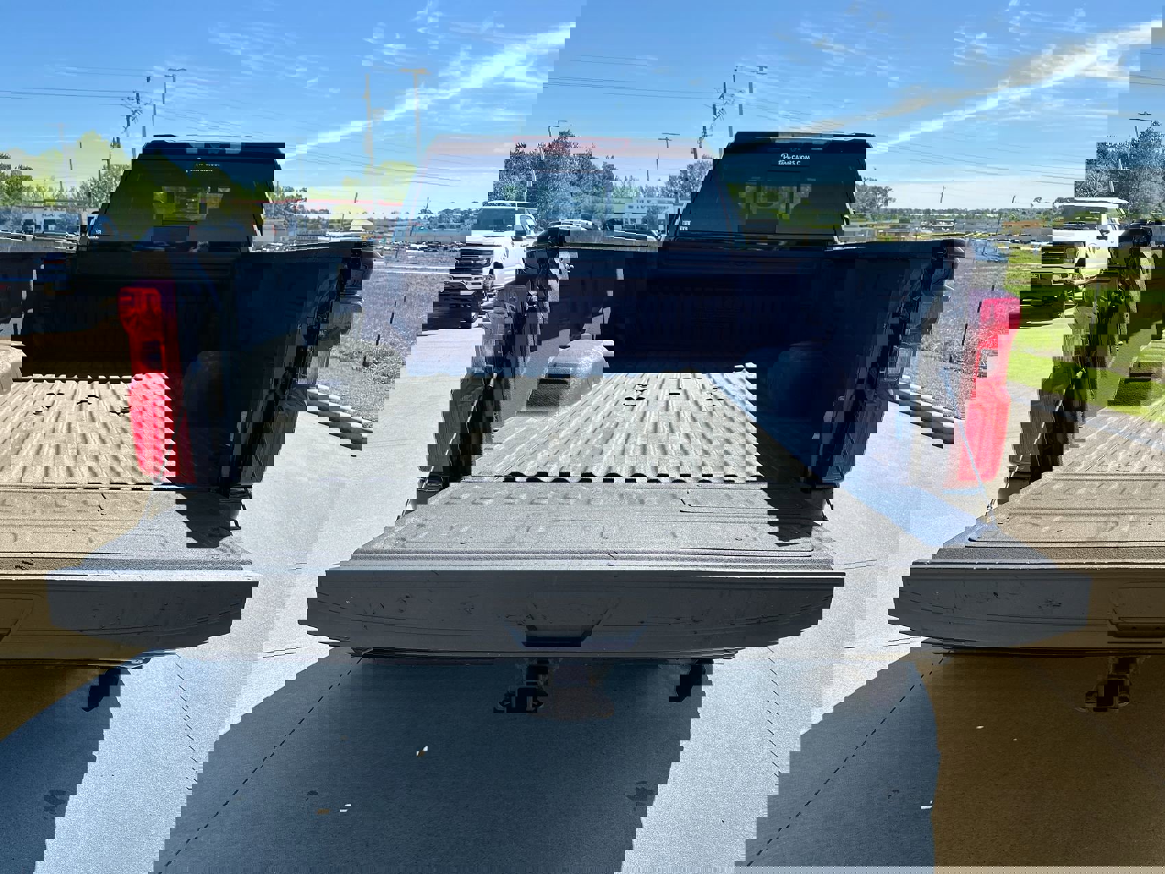 Used 2023 Chevrolet Silverado 3500 High Country w/ Snow Plow Prep/Camper Package image 25