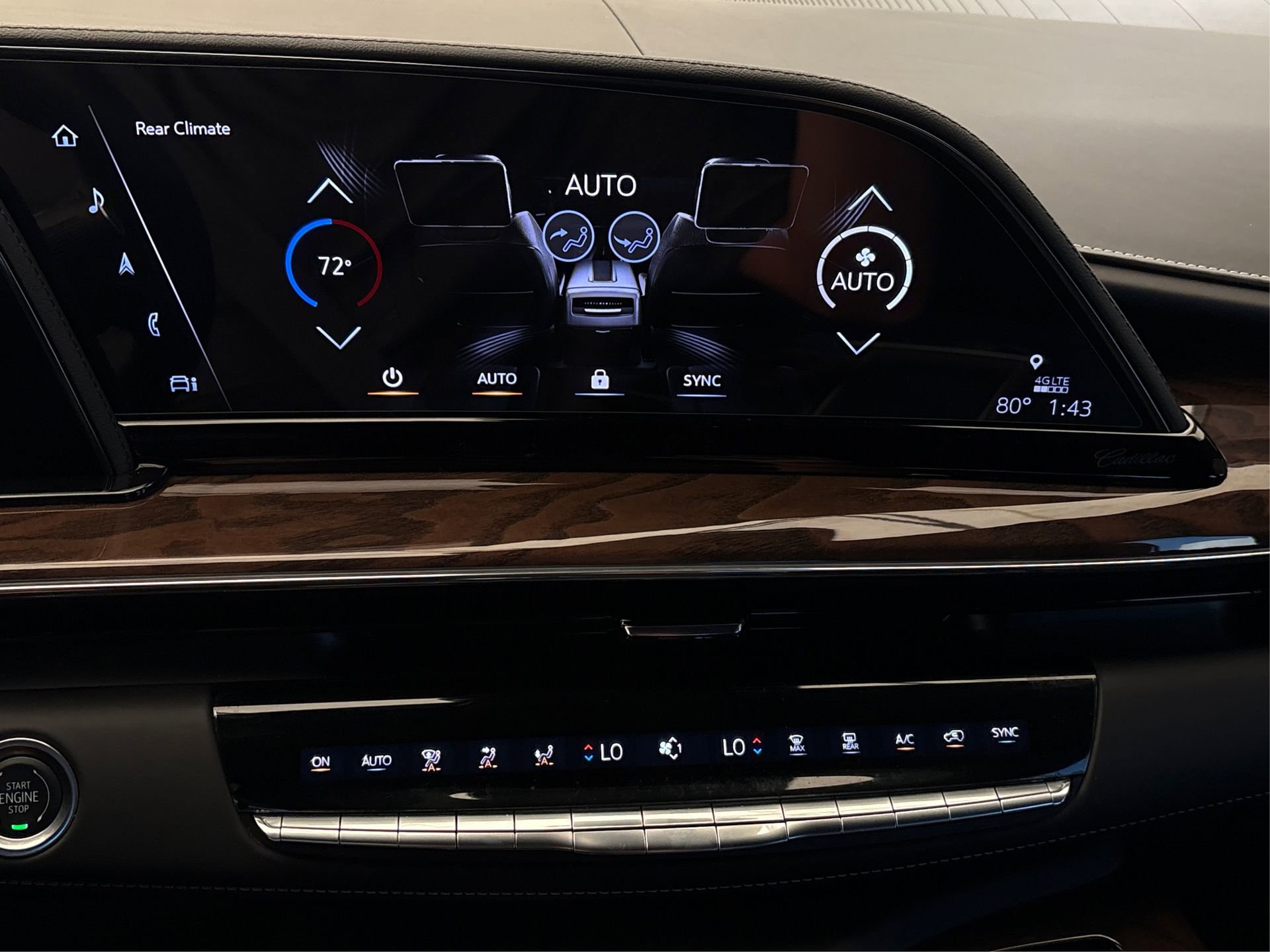 Certified 2024 Cadillac Escalade Premium Luxury Platinum image 29