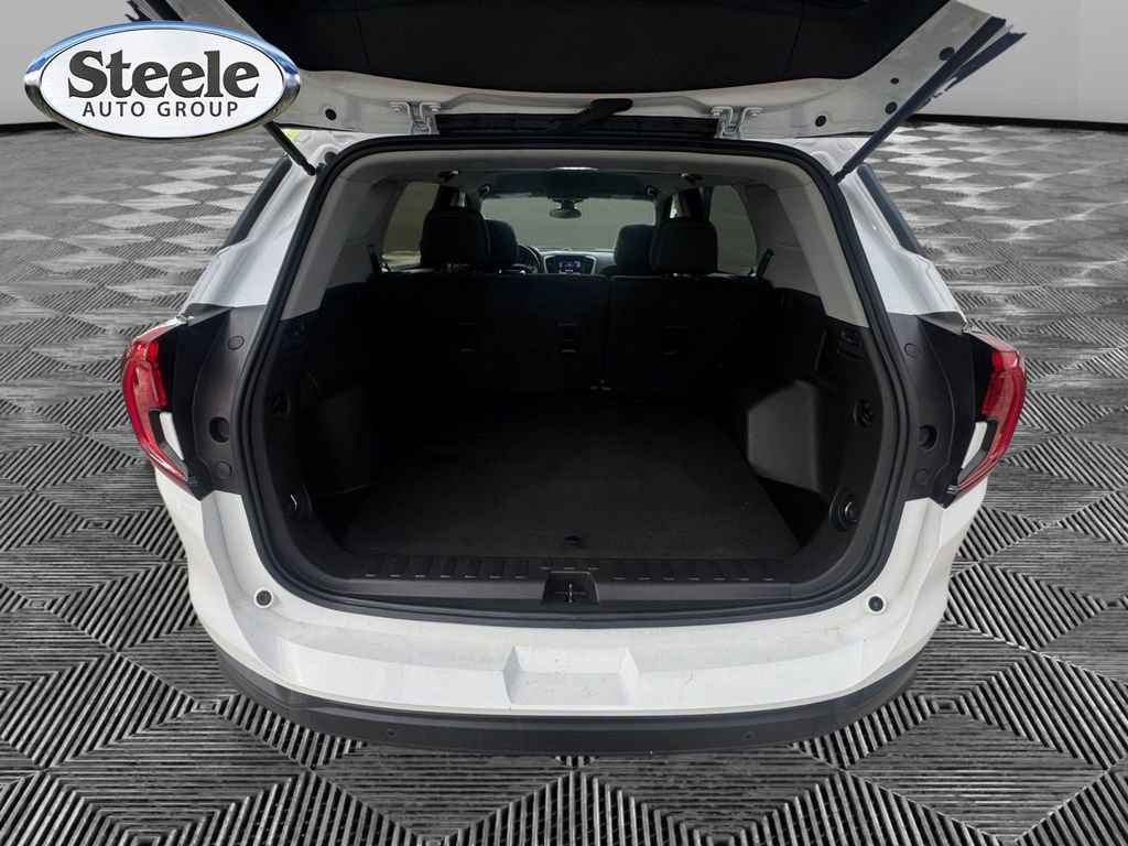 Used 2023 GMC Terrain SLE FWD image 18