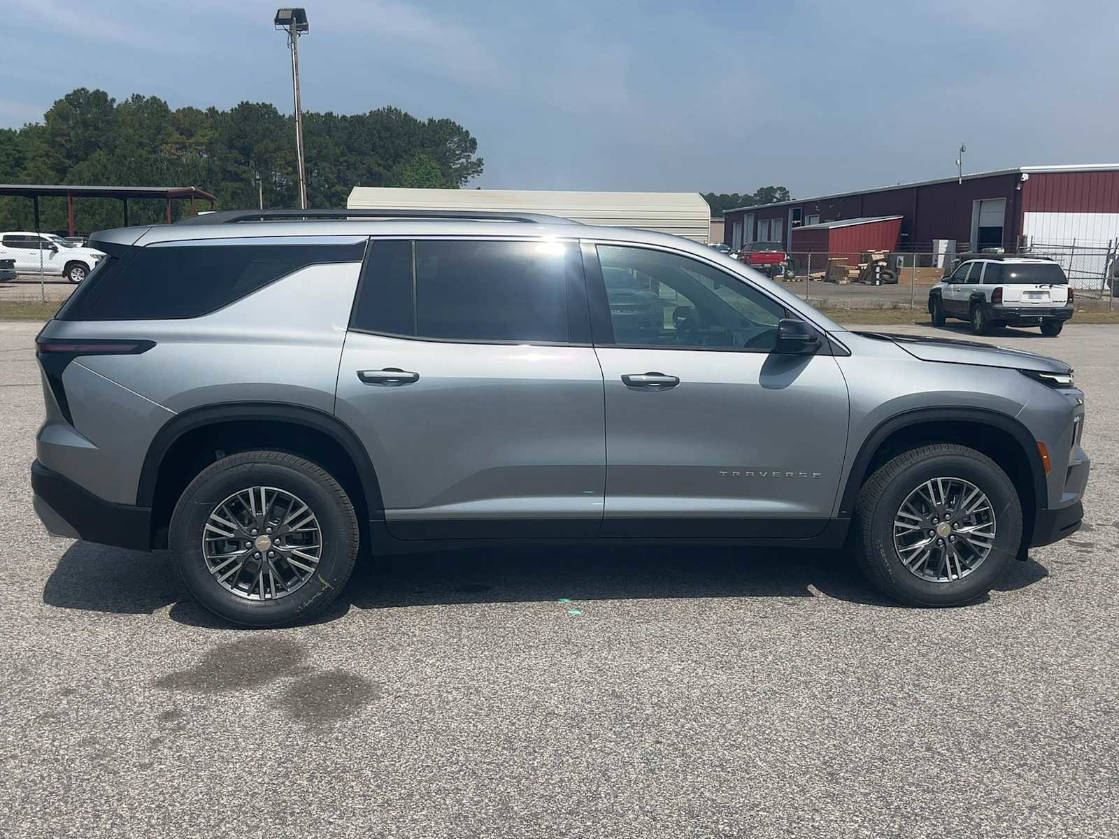New 2026 Chevrolet Traverse LT FWD image 6