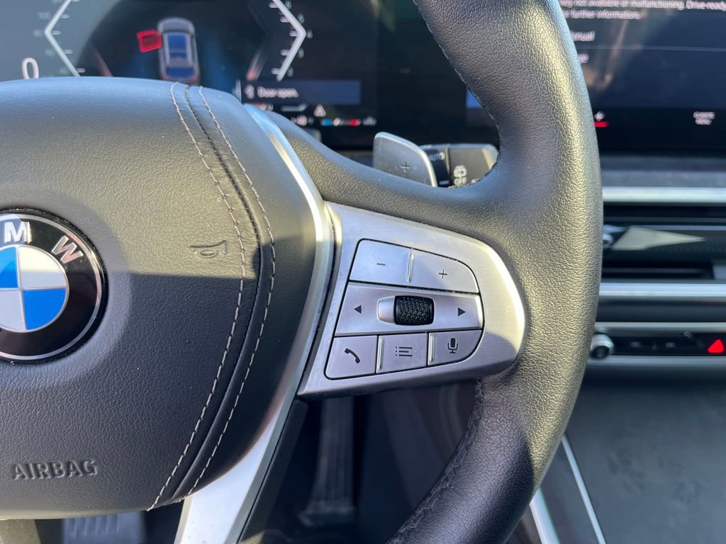 Used 2023 BMW X7 xDrive40i w/ Parking Assistance Package image 48