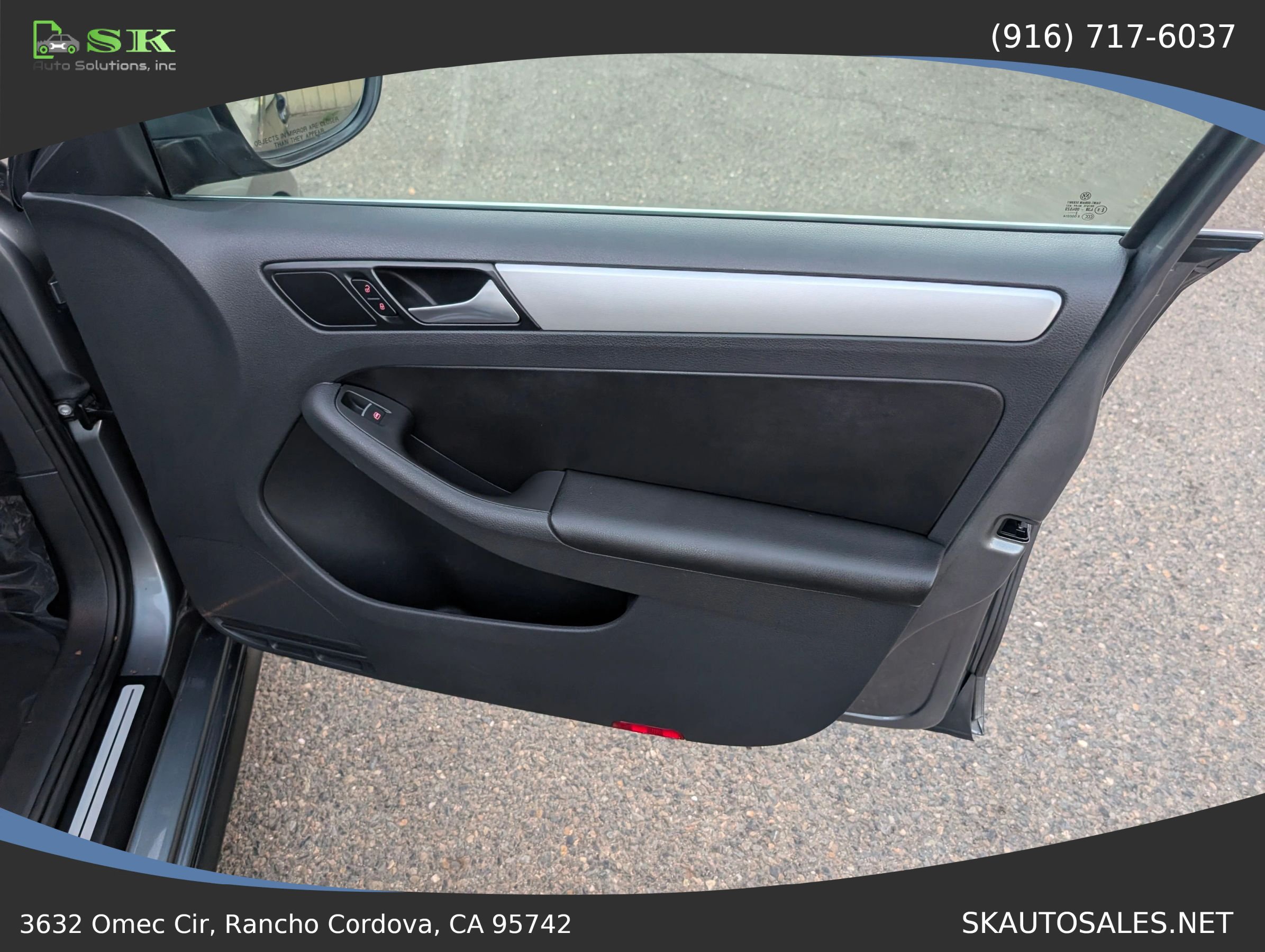 Used 2014 Volkswagen Jetta GLI FWD image 27