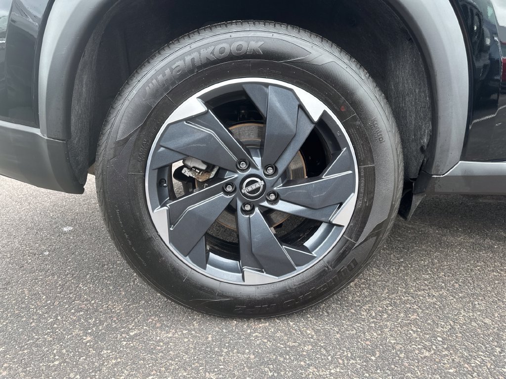 Used 2026 Nissan Rogue SV AWD/4WD image 26