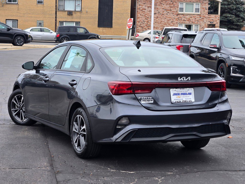 Used 2023 Kia Forte LXS image 13
