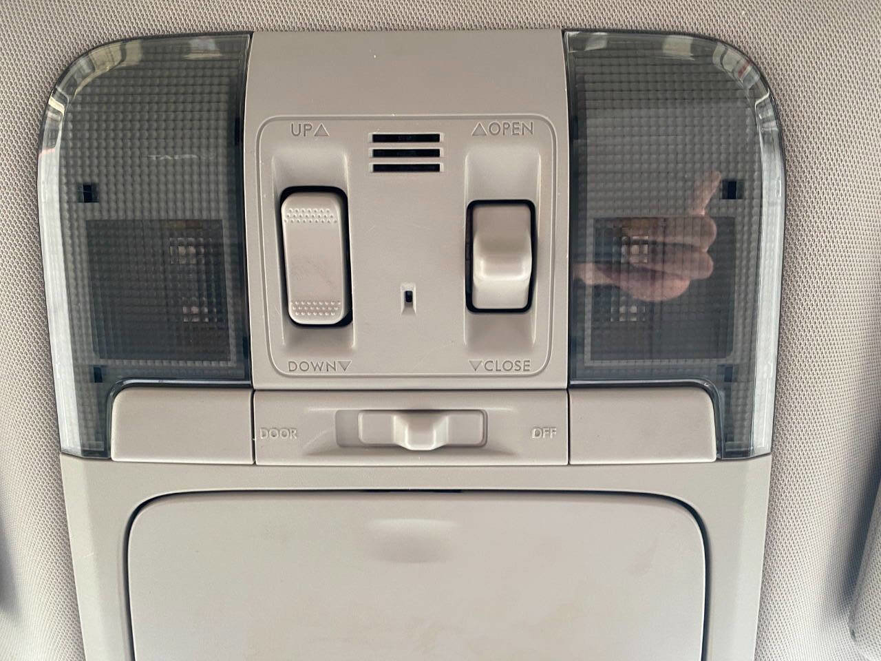 Used 2012 Subaru Outback 2.5i Limited image 19