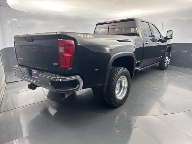 Used 2024 Chevrolet Silverado 3500 LTZ w/ LTZ Convenience Package image 8