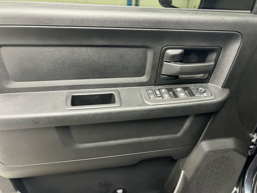 Used 2026 RAM 2500 Tradesman AWD/4WD image 21