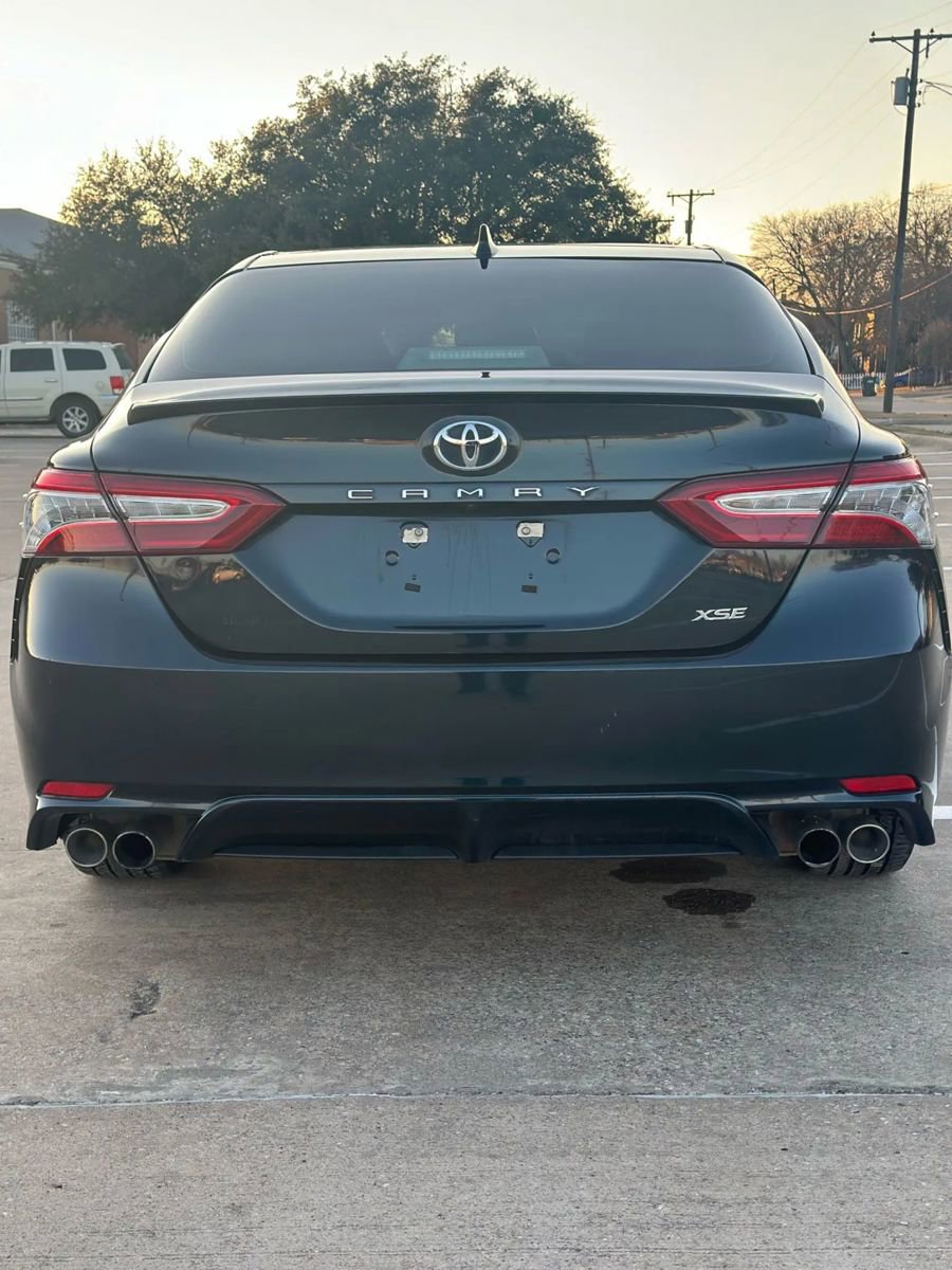 Used 2020 Toyota Camry XSE image 6