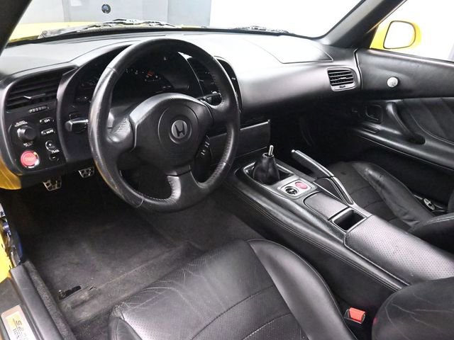 Used 2001 Honda S2000 Base image 10