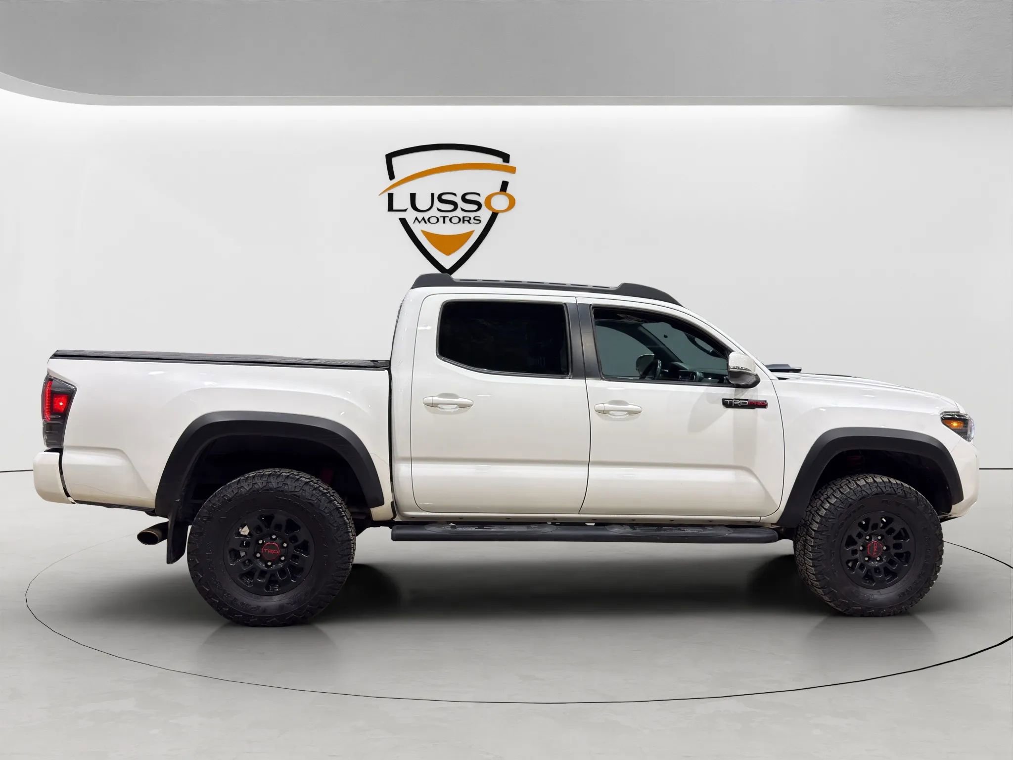 Used 2018 Toyota Tacoma TRD Pro image 7