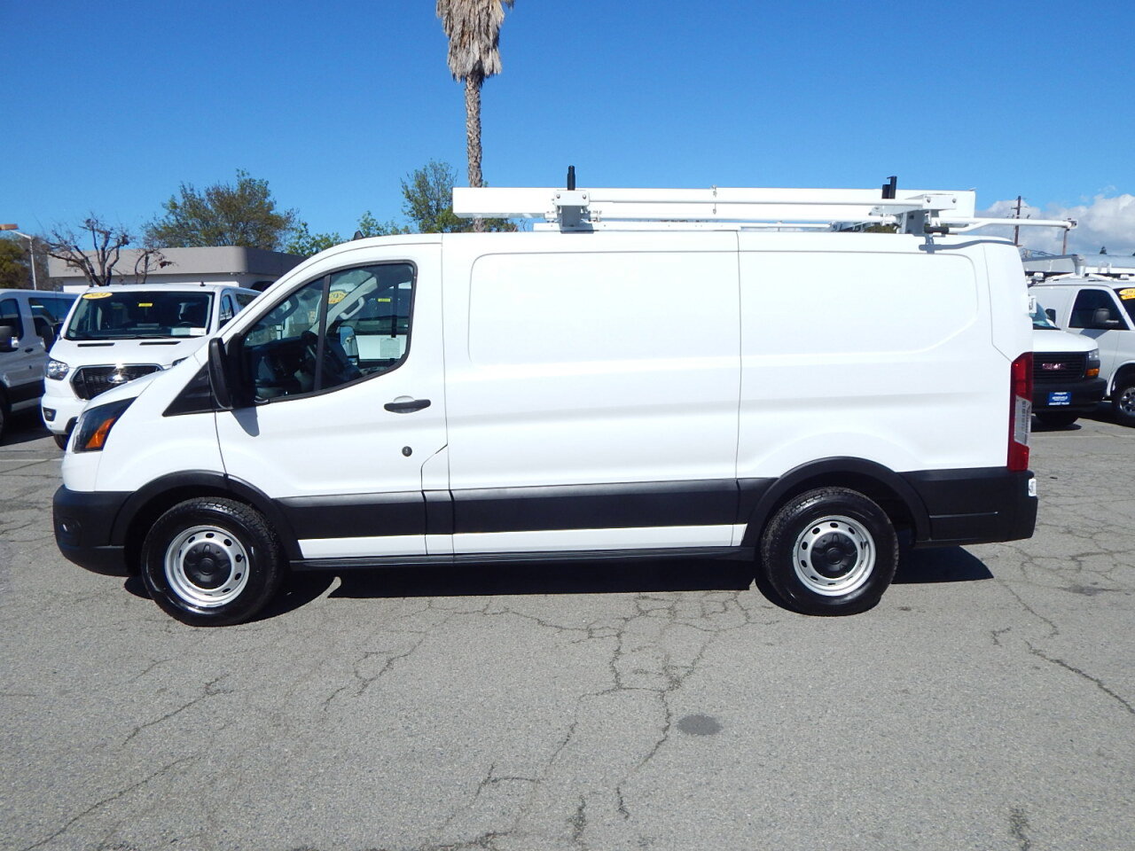 Used 2020 Ford Transit 150 Low Roof image 5
