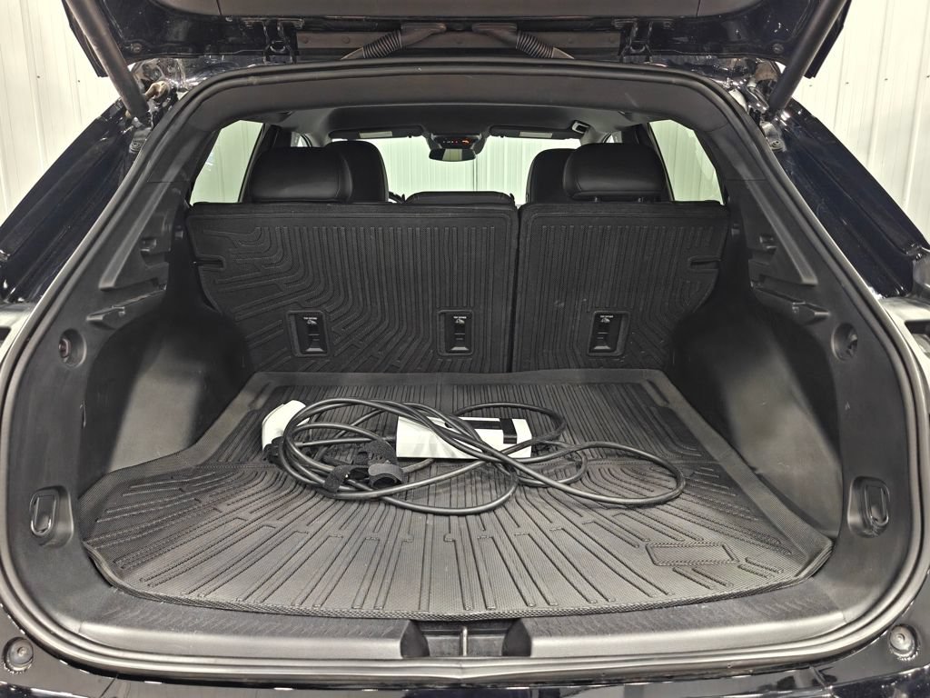 Used 2024 Chevrolet Equinox EV RS FWD image 30