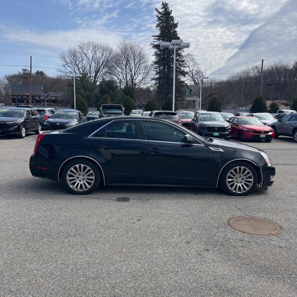 Used 2010 Cadillac CTS Premium image 13
