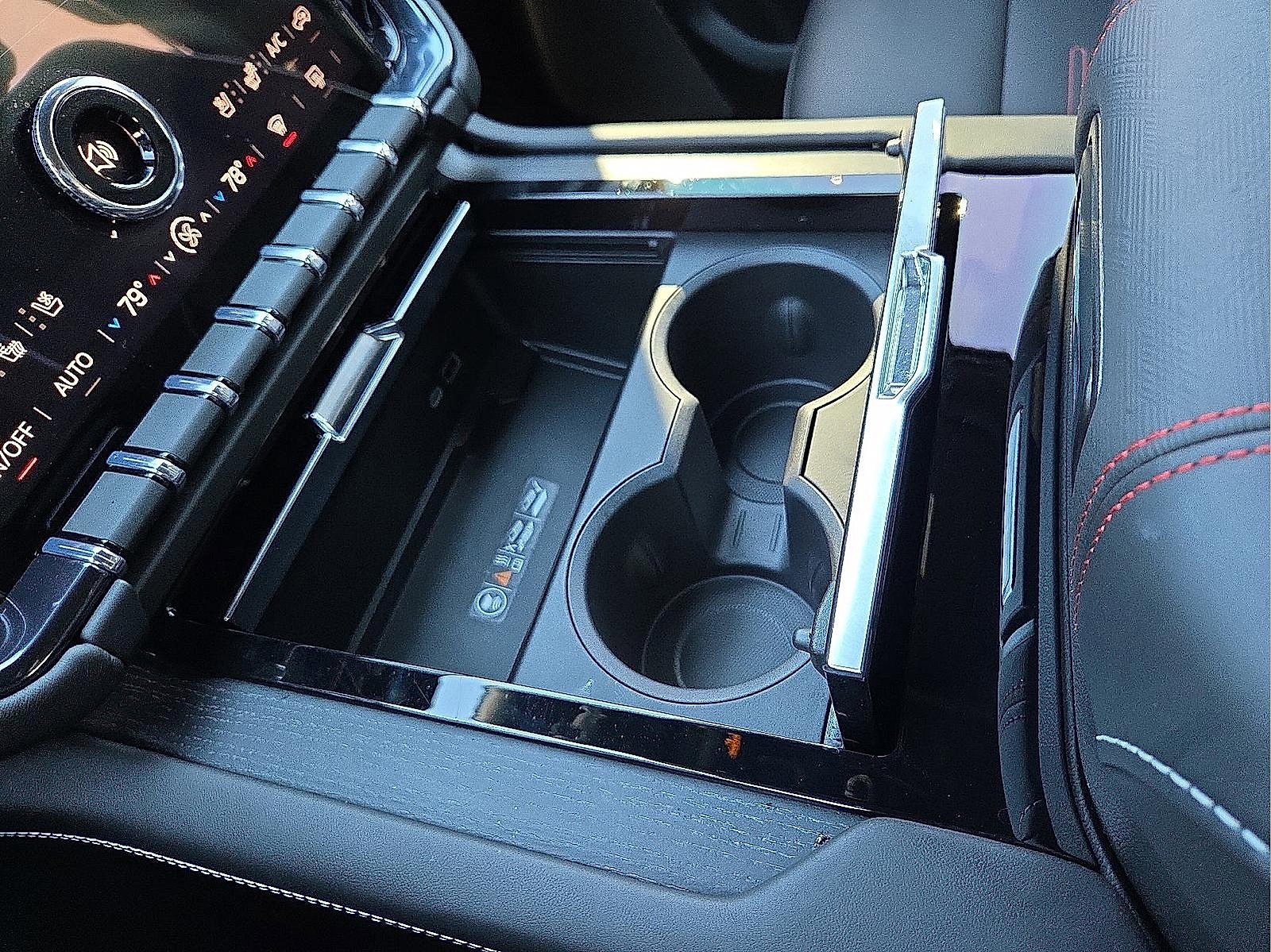 Used 2026 GMC Yukon AT4 Ultimate w/ LPO, Floor Liner Package image 25