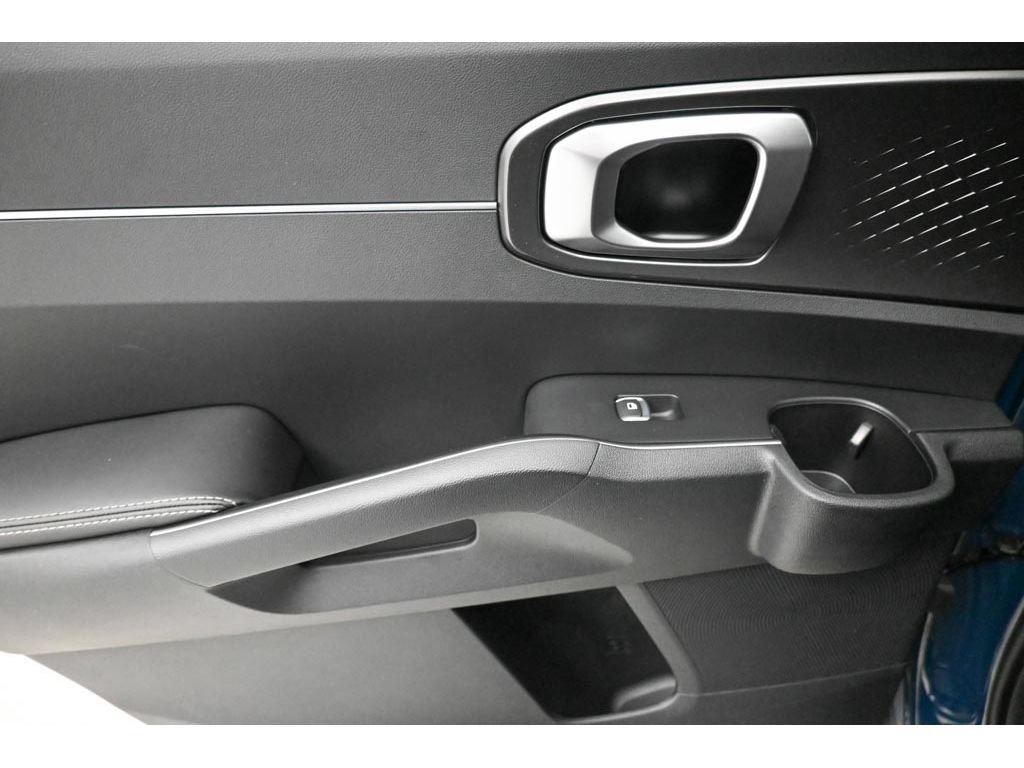 New 2026 Kia Sorento S w/ S Panoramic Sunroof Package AWD/4WD image 11